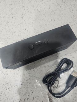 Jawbone Jambox Portable Bluetooth speaker-Black