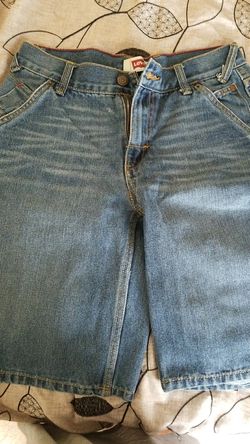 Boys like new levis shorts