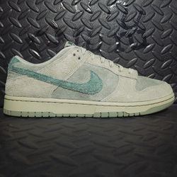 Nike Dunk Low Shaggy Olive/Aura Oil Green HJ7291-371 women's size 12 men's size 10.5