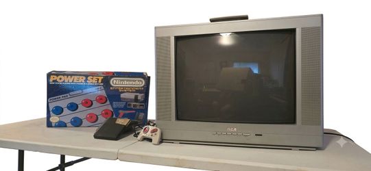 ESTATE SALE Nintendo Entertainment System NES Power Set Boxed + RCA TV & Games Bundle