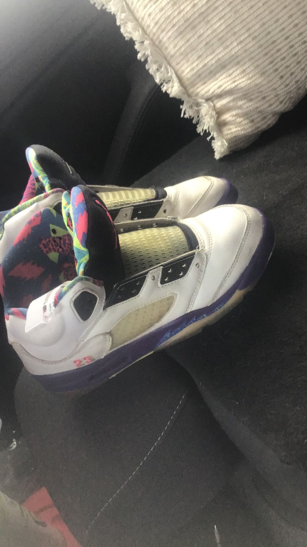 Jordan’s used ones missing inner cushion size 5 if I’m not mistaken
