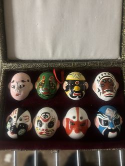 Vtg Mini Masks 