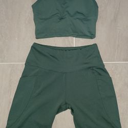 WOMEN'S WORKOUT OUTFIT