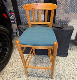 Barstool $2