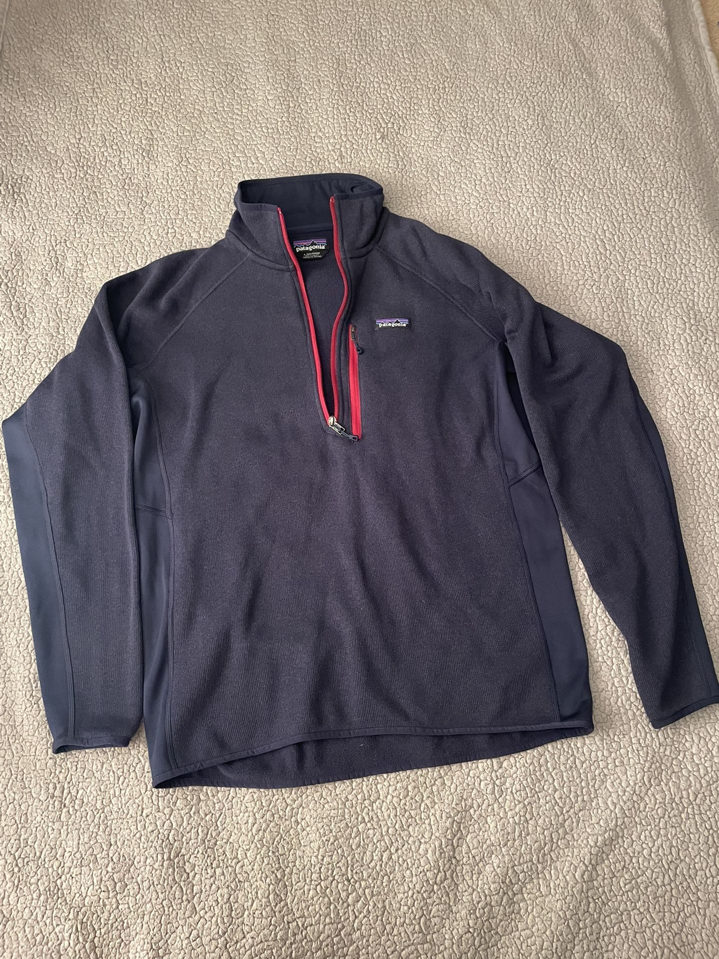 Nice men's sweater, size L, Patagonia
