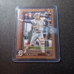 2025 Topps Gold Boarder Card