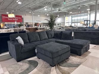 Olivia 🎉 brand new/ modern/luxury 🌼 Living Room Sectional with Chaise