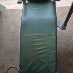 Dental/tattoo chair