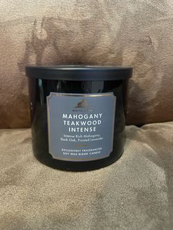 Candle 🕯️ $12 new