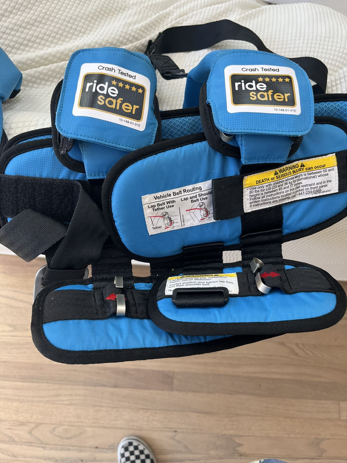 Small Blue, Lightweight, Compact, Portable Car Seat - Perfect for Travel and Everyday Child Safety