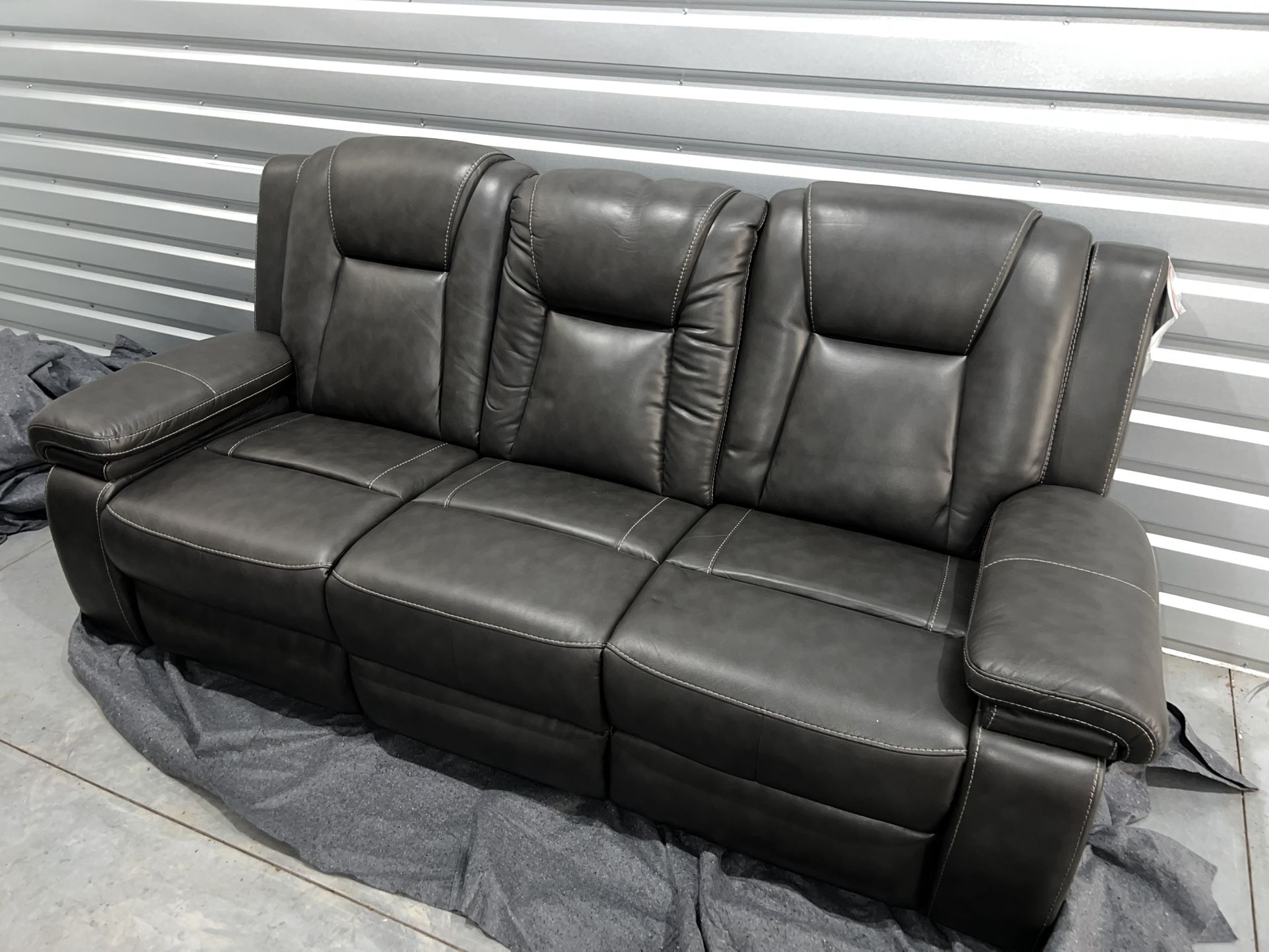 Ashley Garristown Power Reclining Sofa & Chair with Adjustable Headrest