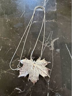 Silver Maple Leaf Pendant Necklace stamped italy on clasp