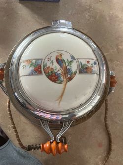 Royal Rochester golden pheasant waffle iron