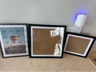 3 Frames with borders