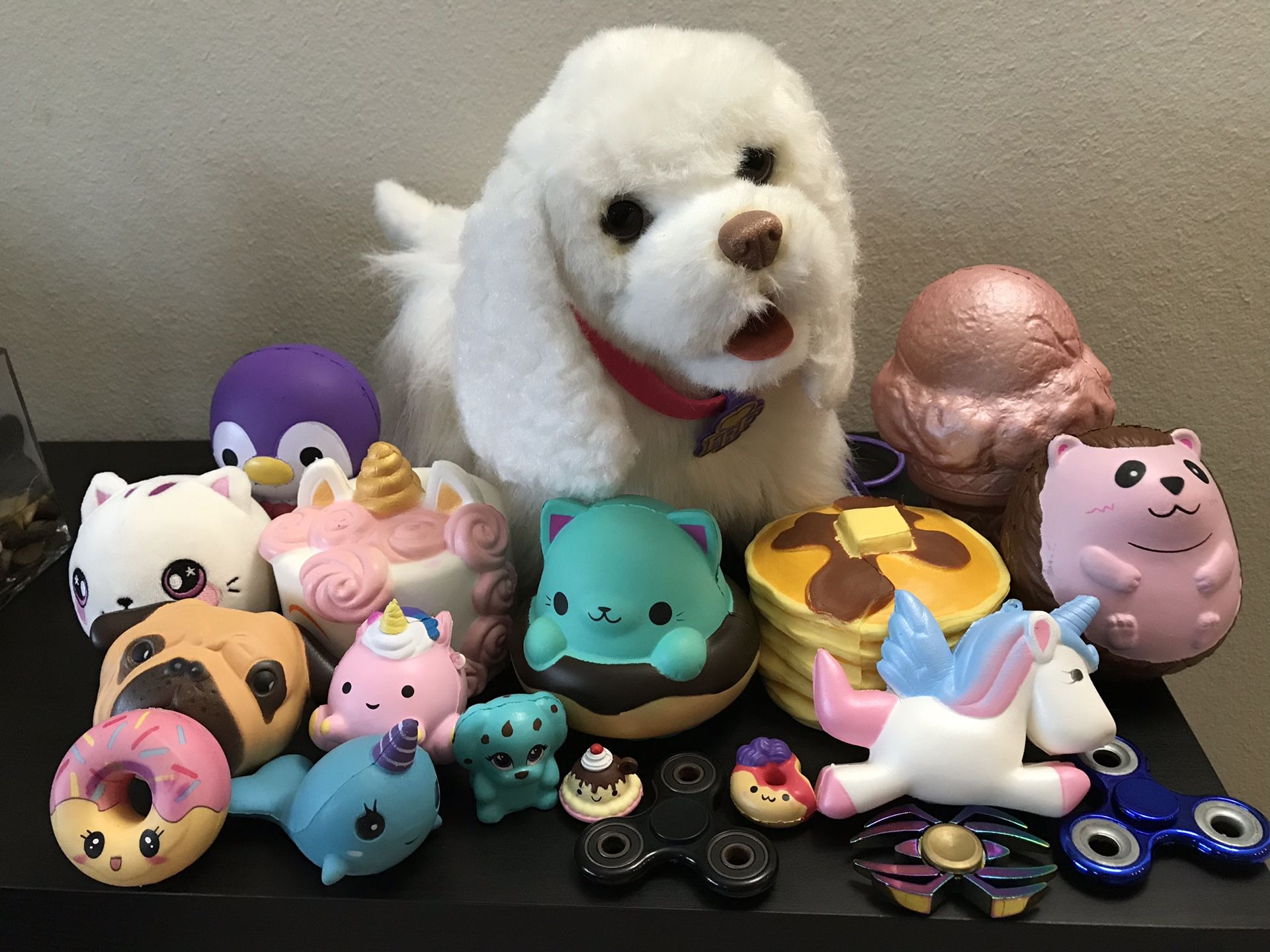 FurReal Friends Get Up & GoGo My Walkin’ Pup Pet + Squishies + Fidget Spinner