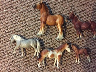 7 Breyer horses, 5 by 7" size. very good condition.