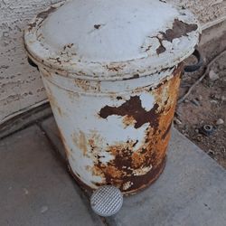 Vintage Rustic Trashcan