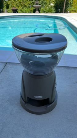 Pet Feeder - Petmate Automatic Feeder