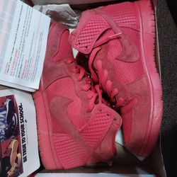 Nike "red October" dunks