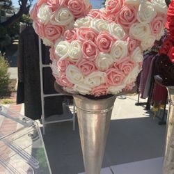 Pink & White Mickey Head Topiary 