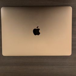 Rose gold MacBook Air 13”