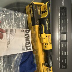 DEWALT 12V XTREME 3/8in Ratchet (Bare Tool) Item No. SKU# DCF503B