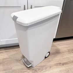 Simple Human Kitchen Trash Can