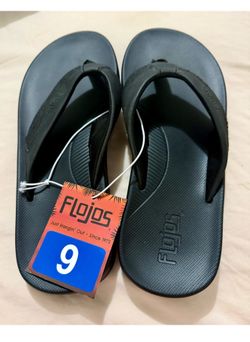 Men’s Flojos Size 9