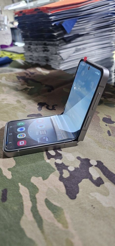 SAMSUNG GALAXY Z FLIP 6 256 GB SILVER