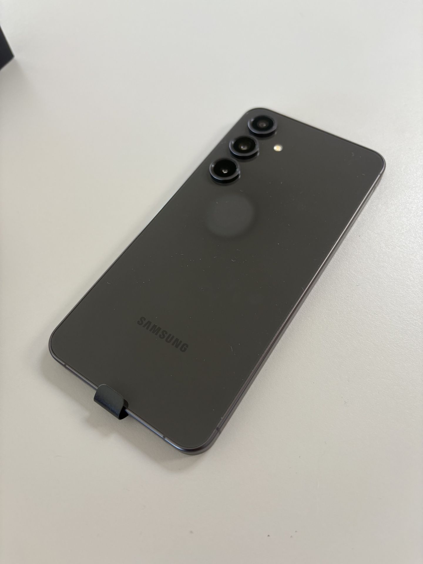 Brand New Samsung 24