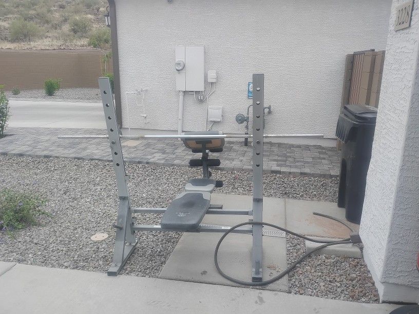 Bench Press, Weights, EZ Bar
