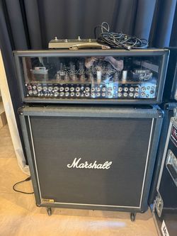 Hughes & Kettner TriAmp Mark 2 Head with Marshall 1960 Cabinet