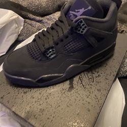 Retro 4 BLACK CAT 2025..DEAD STOCK!