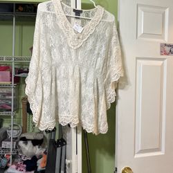Size M, color beige De encaje