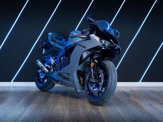 2025 Kawasaki Zx636r