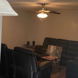 3 Piece Leather Set , 3 Coffee Tables 