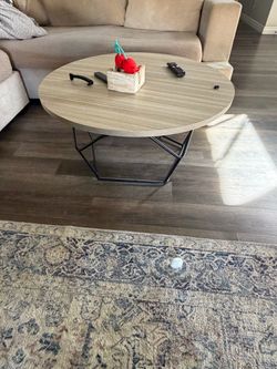 Round Coffee Table with Metal Base