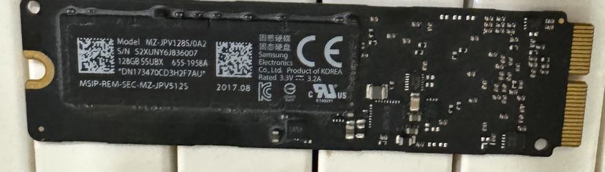 MacBook Air 2017-128gb SSD