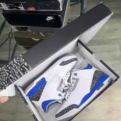 Air Jordan 3 “Racer Blue” Size 8.5