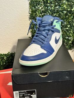Men’s Jordan 1’s