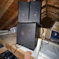 Klipsch R-51PM Speakers W/ Subwoofer 
