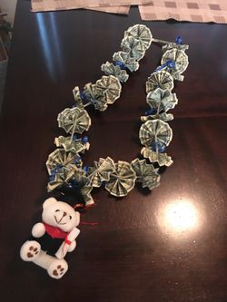 Graduation leis