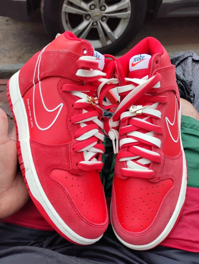 DUNK HIGH SIZE 10