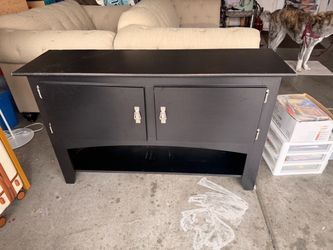 Fish tank stand
