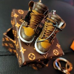 Louis Vuitton Nike Air Force One Off white Keychain keychains for Sale in  San Pedro, CA - OfferUp