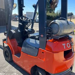 PERFECT TOYOTA forklift For Sale 