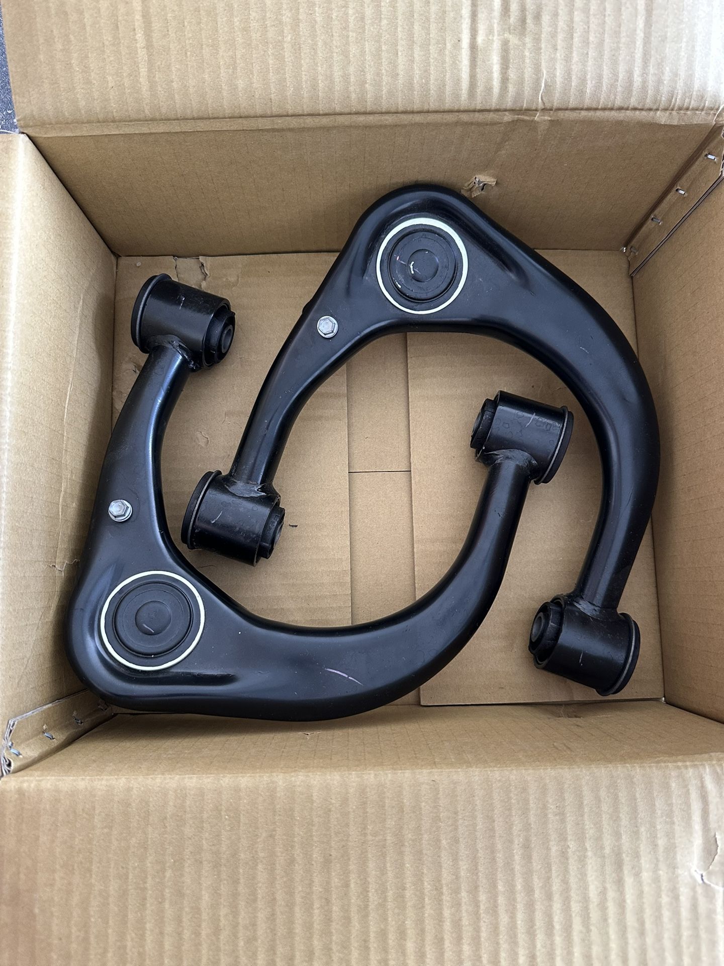 Upper Control Arm - Toyota (48(contact info removed)0) take off from 2024 4runner <500 miles