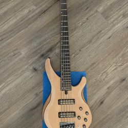TRBX605FM 5 String Yamaha Bass