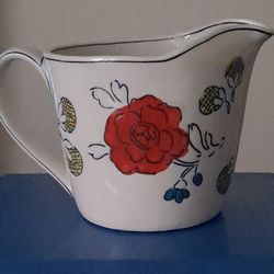 Molly Hatch "Flower Patch" measuring cup 4 cups/1quart