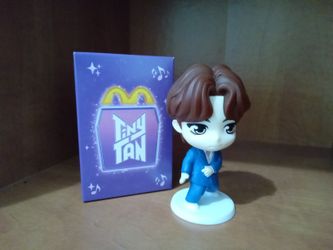 V Bts McDonald's Toy